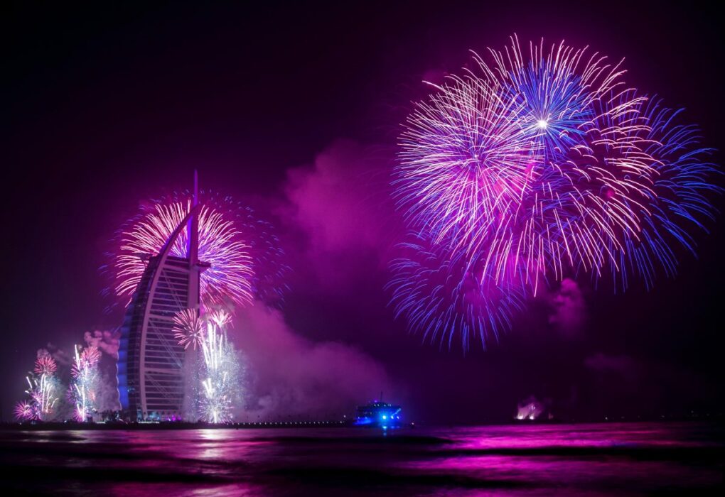 40 Spectacular New Year’s Eve Fireworks Spots in Dubai
